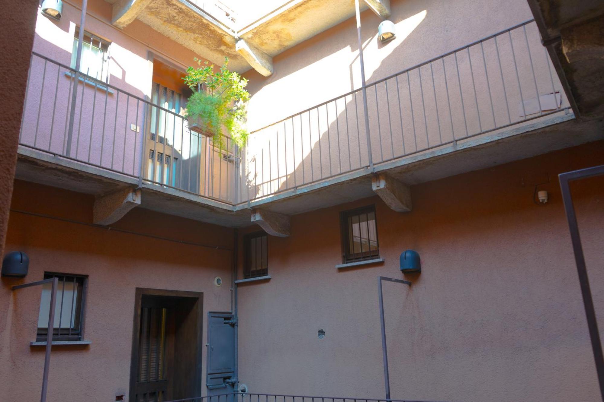 Disciplini Apartment A 5 Min Dal Duomo Milan Exterior photo